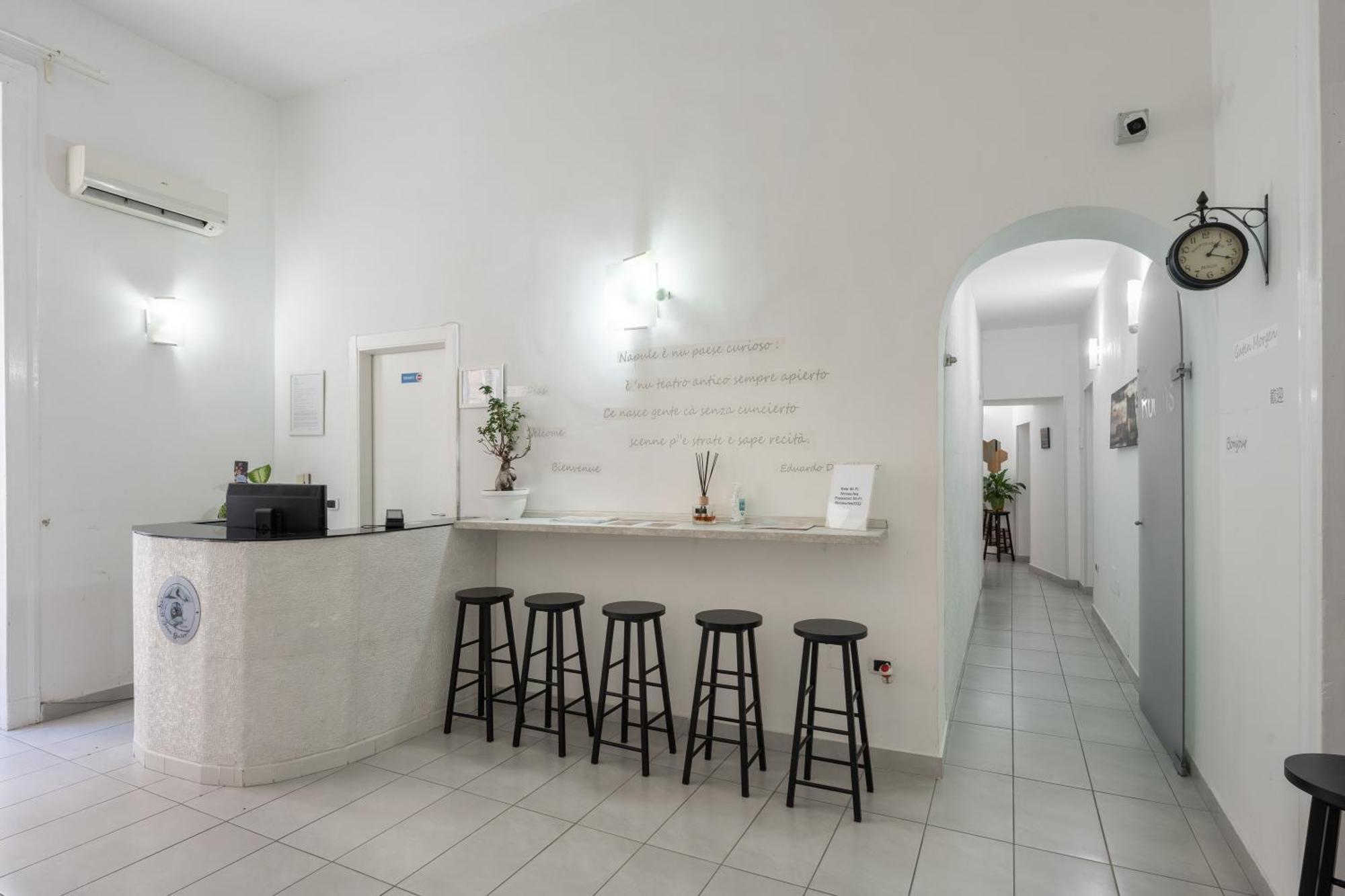 Nina Suites Неаполь Экстерьер фото