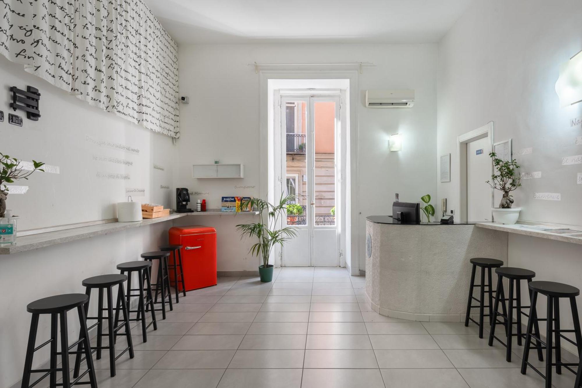Nina Suites Неаполь Экстерьер фото