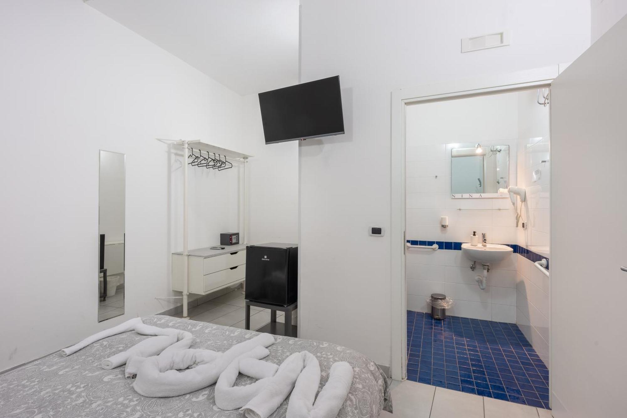 Nina Suites Неаполь Экстерьер фото