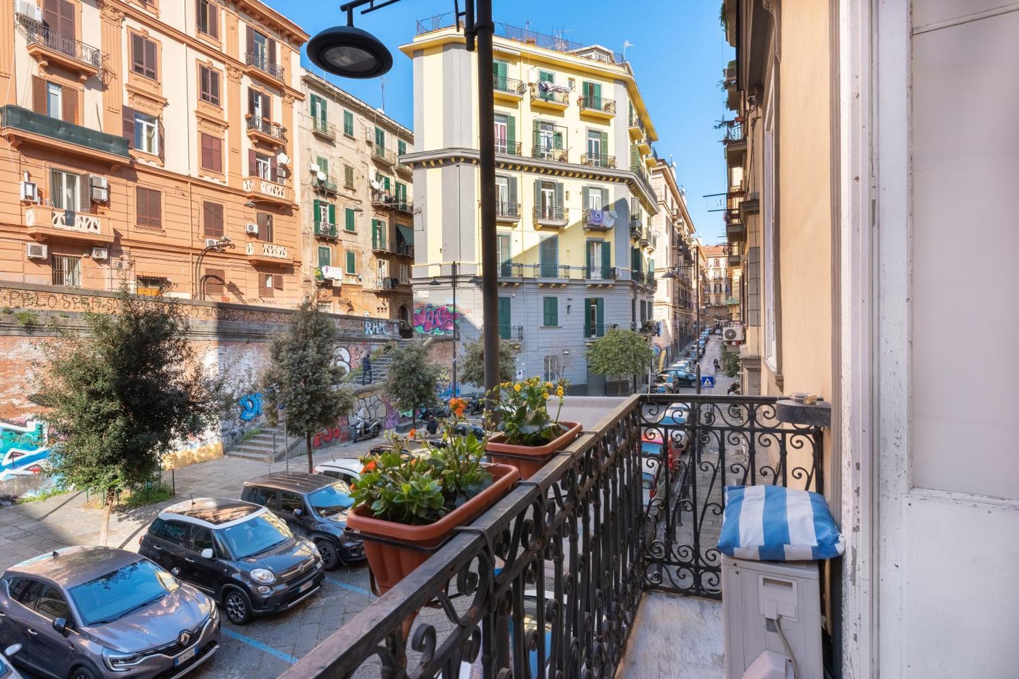 Nina Suites Неаполь Экстерьер фото