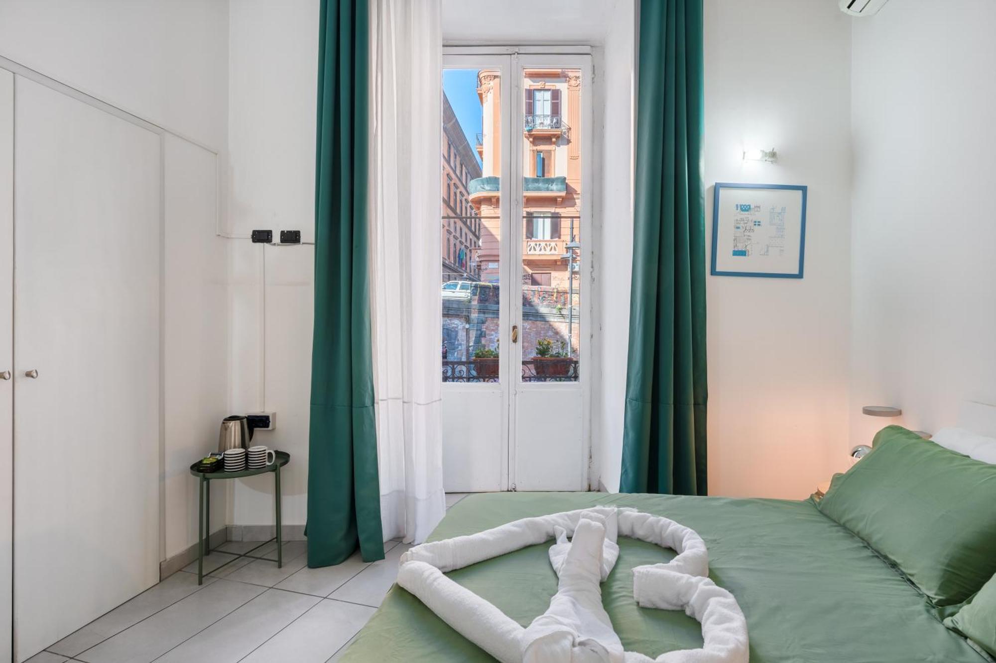 Nina Suites Неаполь Экстерьер фото