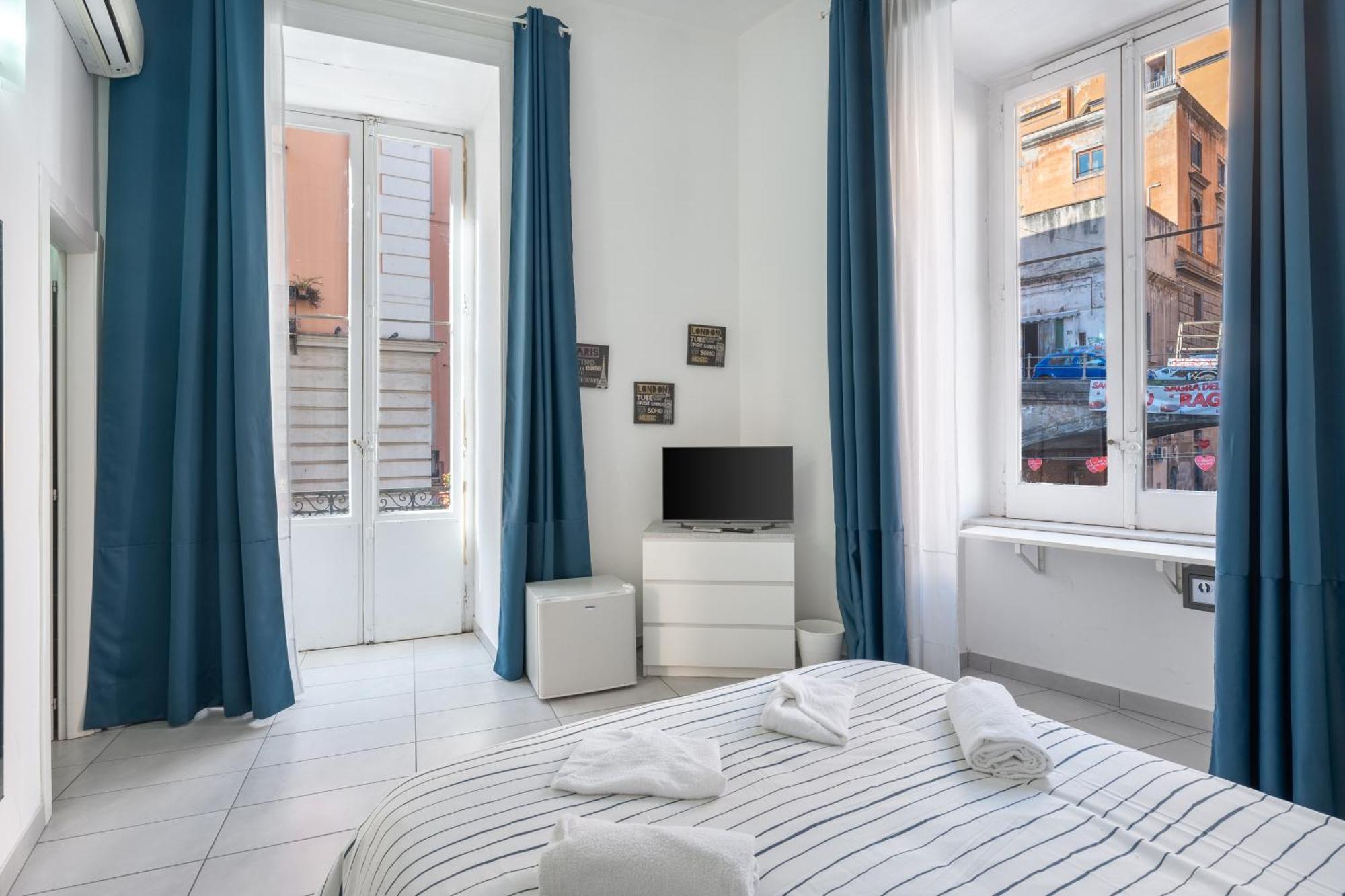 Nina Suites Неаполь Экстерьер фото