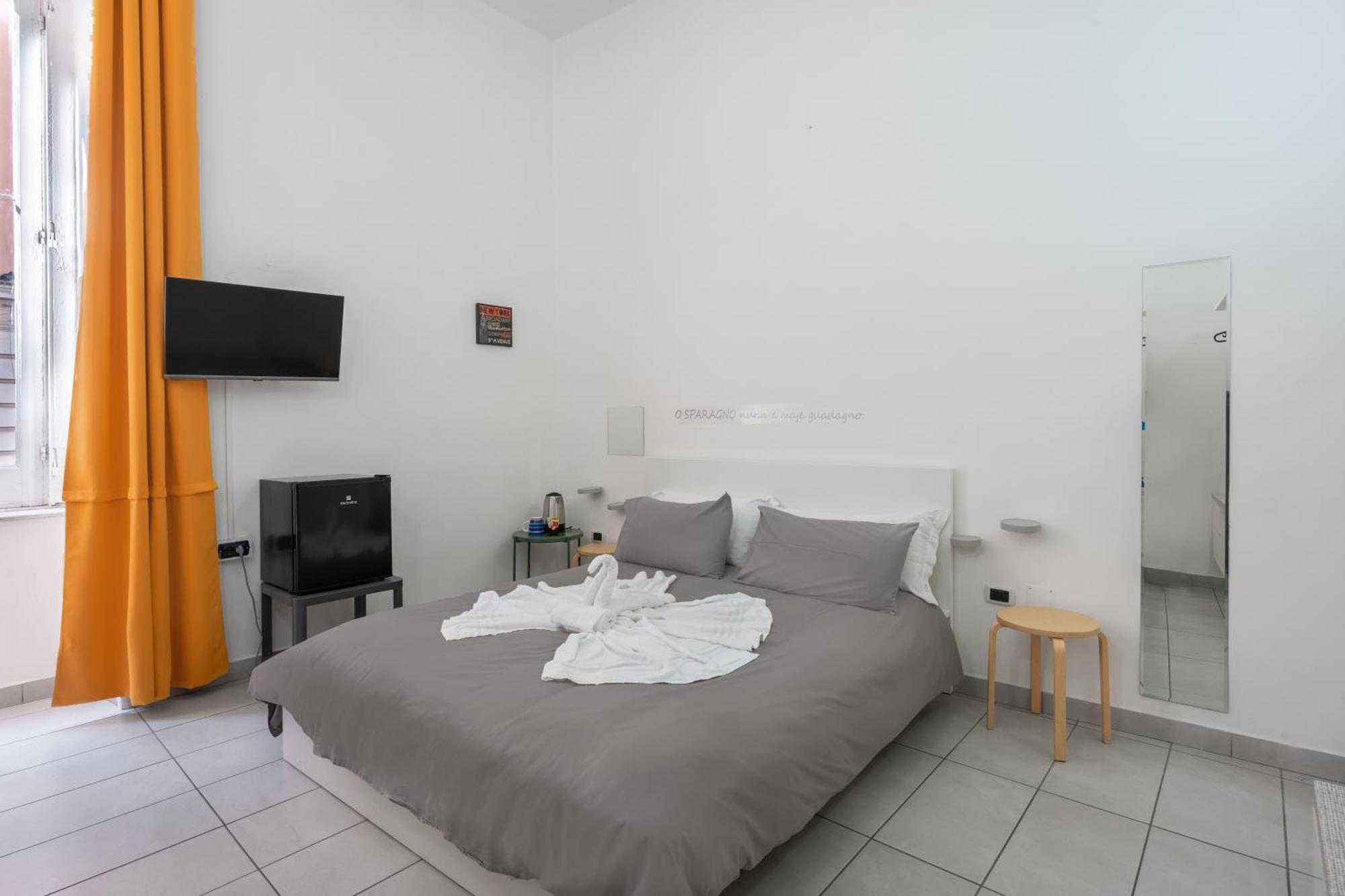 Nina Suites Неаполь Экстерьер фото